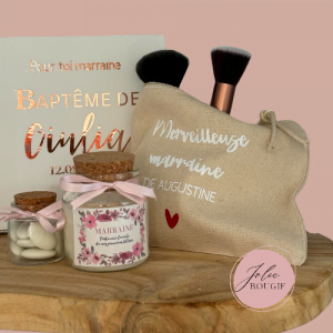Coffret cadeaux baptême personnalisé pour marraine