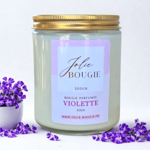 bougie parfumée violette