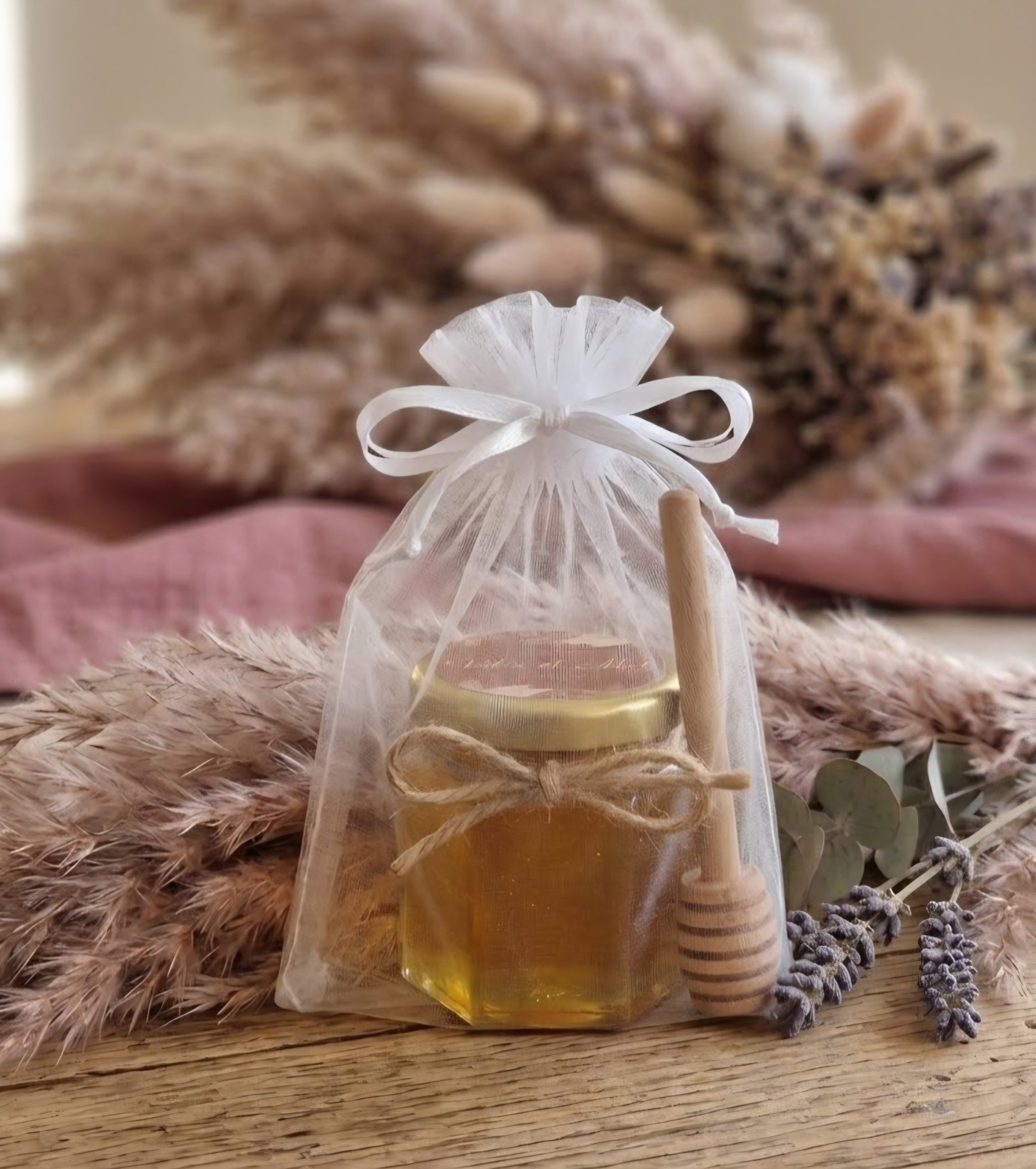 cadeau invité mariage– petit pot de miel personnalisé ( personnalisation sur le couvercle )