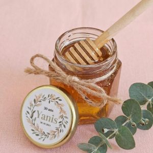 cadeau invité anniversaire – petit pot de miel personnalisé ( personnalisation sur le couvercle )